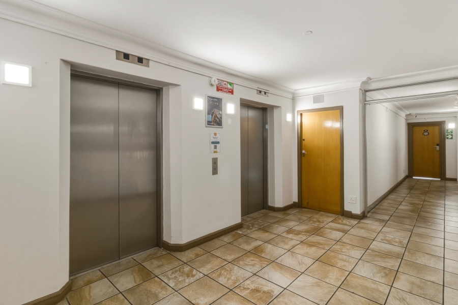 1 Bedroom Property for Sale in Strand South Western Cape